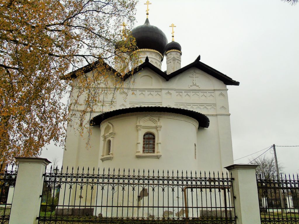 Церковь Николая Чудотворца, Старая Русса (Старорусский район, Новгородская область). фасады