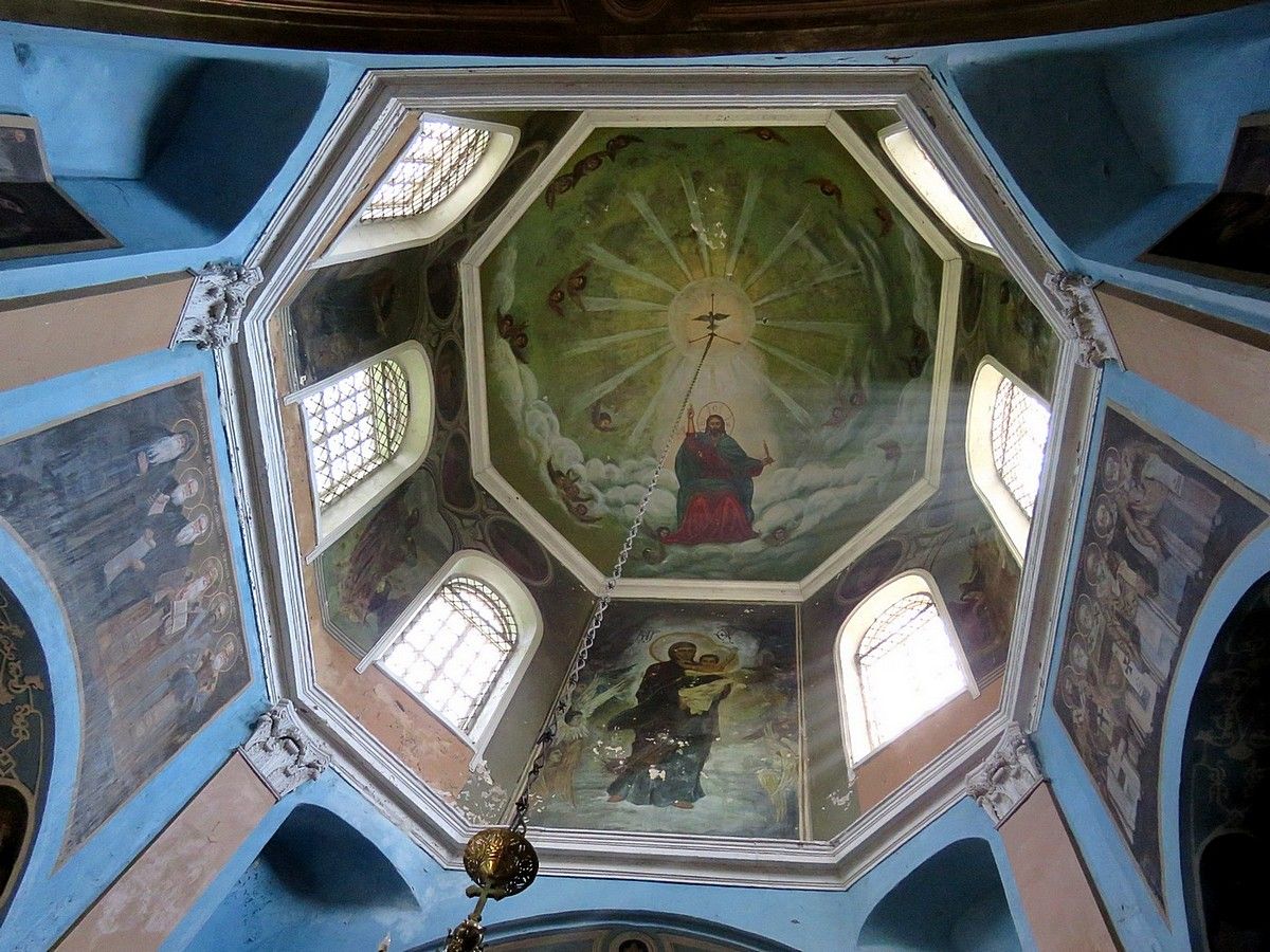Церковь Успения Пресвятой Богородицы, Коростынь (Шимский район, Новгородская область). интерьер и убранство