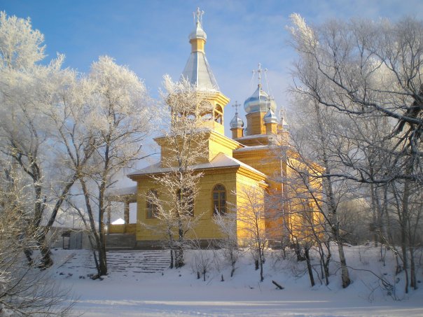 Церковь Петра и Павла, Холынья (Новгородский район, Новгородская область). фасады, Церьковь полностью восстановлена, на лето 2009 г. назначены службы