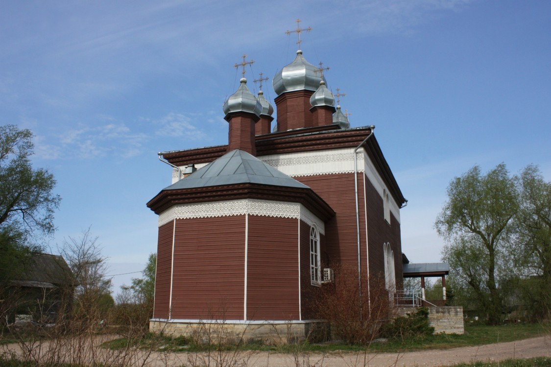 Холынья. Церковь Петра и Павла. фасады