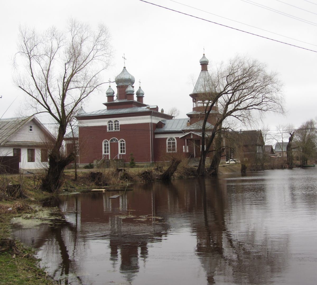 Церковь Петра и Павла, Холынья (Новгородский район, Новгородская область). фасады