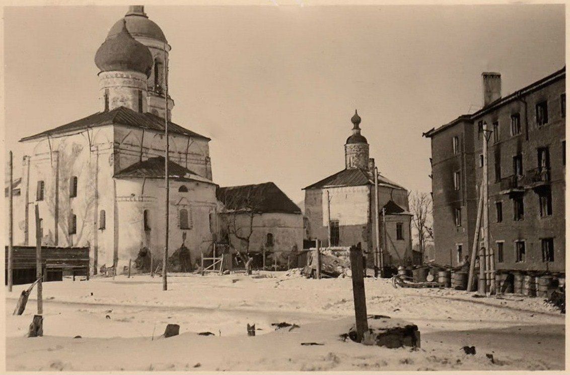 Старая Русса. Спасо-Преображенский монастырь. архивная фотография, Храмы монастыря, 1942 г.