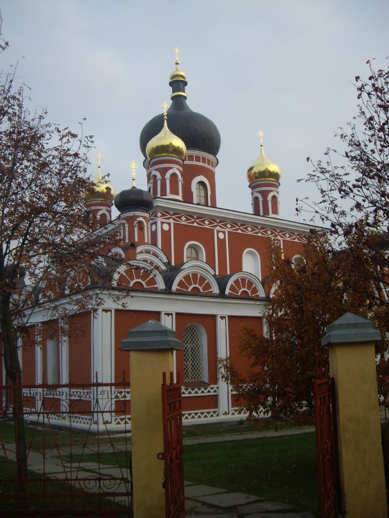 Кафедральный собор Воскресения Христова, Старая Русса (Старорусский район, Новгородская область). фасады