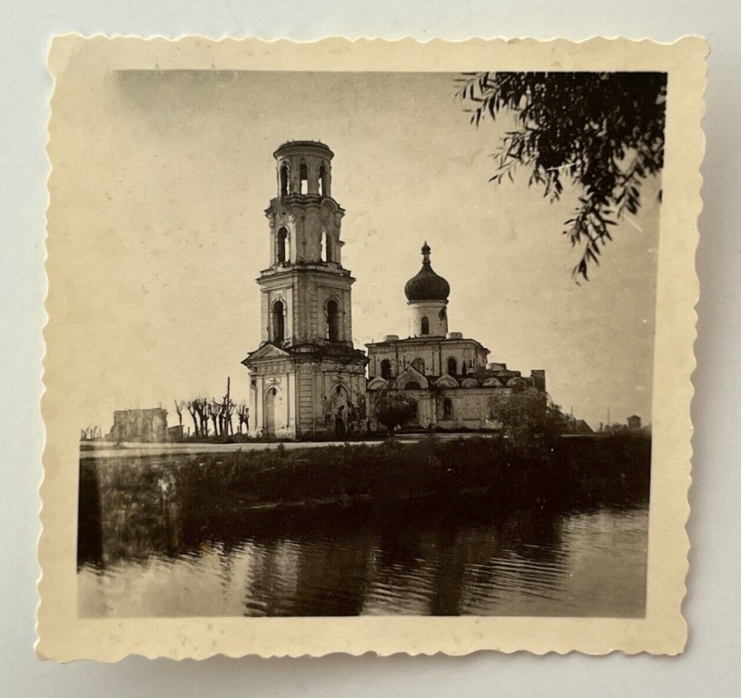 Кафедральный собор Воскресения Христова, Старая Русса (Старорусский район, Новгородская область). архивная фотография, Вид с юго-западной стороны. Фото 1942 г. с аукциона e-bay.de