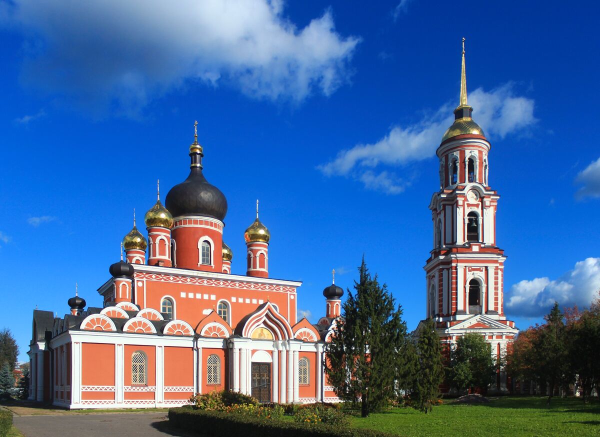 Кафедральный собор Воскресения Христова, Старая Русса (Старорусский район, Новгородская область). фасады, Вид с запада