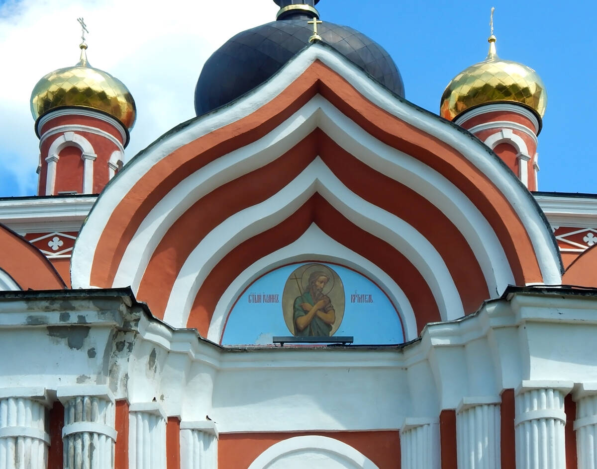 Кафедральный собор Воскресения Христова, Старая Русса (Старорусский район, Новгородская область). архитектурные детали