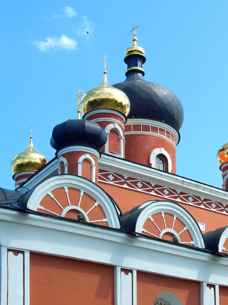 Кафедральный собор Воскресения Христова, Старая Русса (Старорусский район, Новгородская область). архитектурные детали