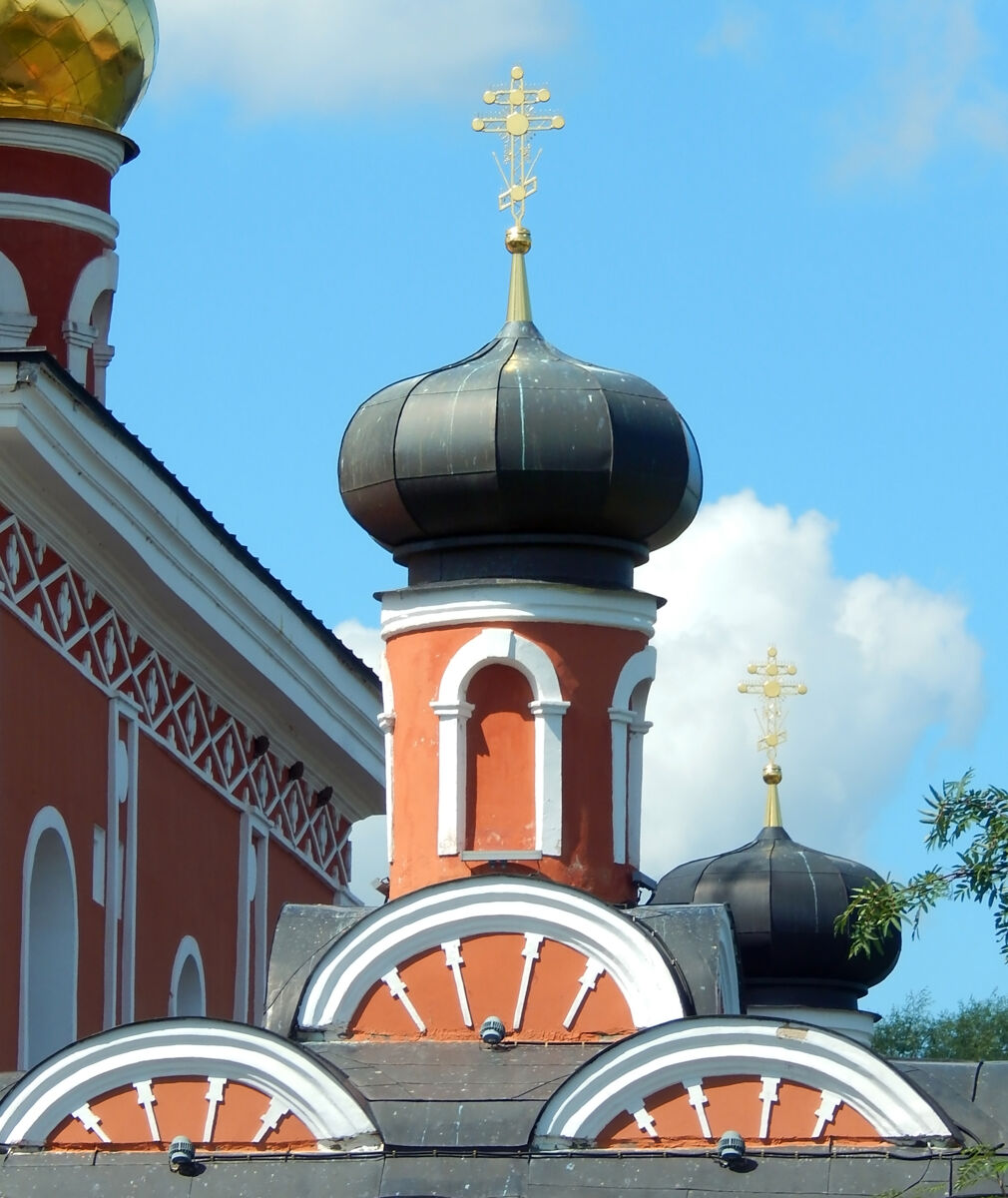 Кафедральный собор Воскресения Христова, Старая Русса (Старорусский район, Новгородская область). архитектурные детали