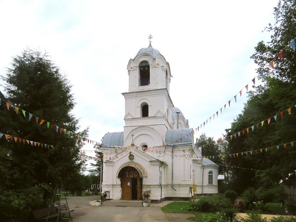 Бронница. Церковь Спаса Преображения. фасады