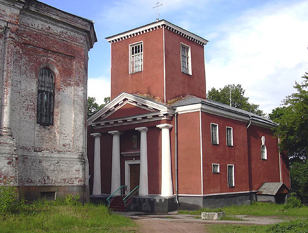 Собор Екатерины, Луга (Лужский район, Ленинградская область). фасады