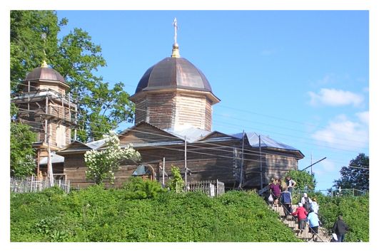 Церковь Успения Пресвятой Богородицы, Городец (Лужский район, Ленинградская область). фасады