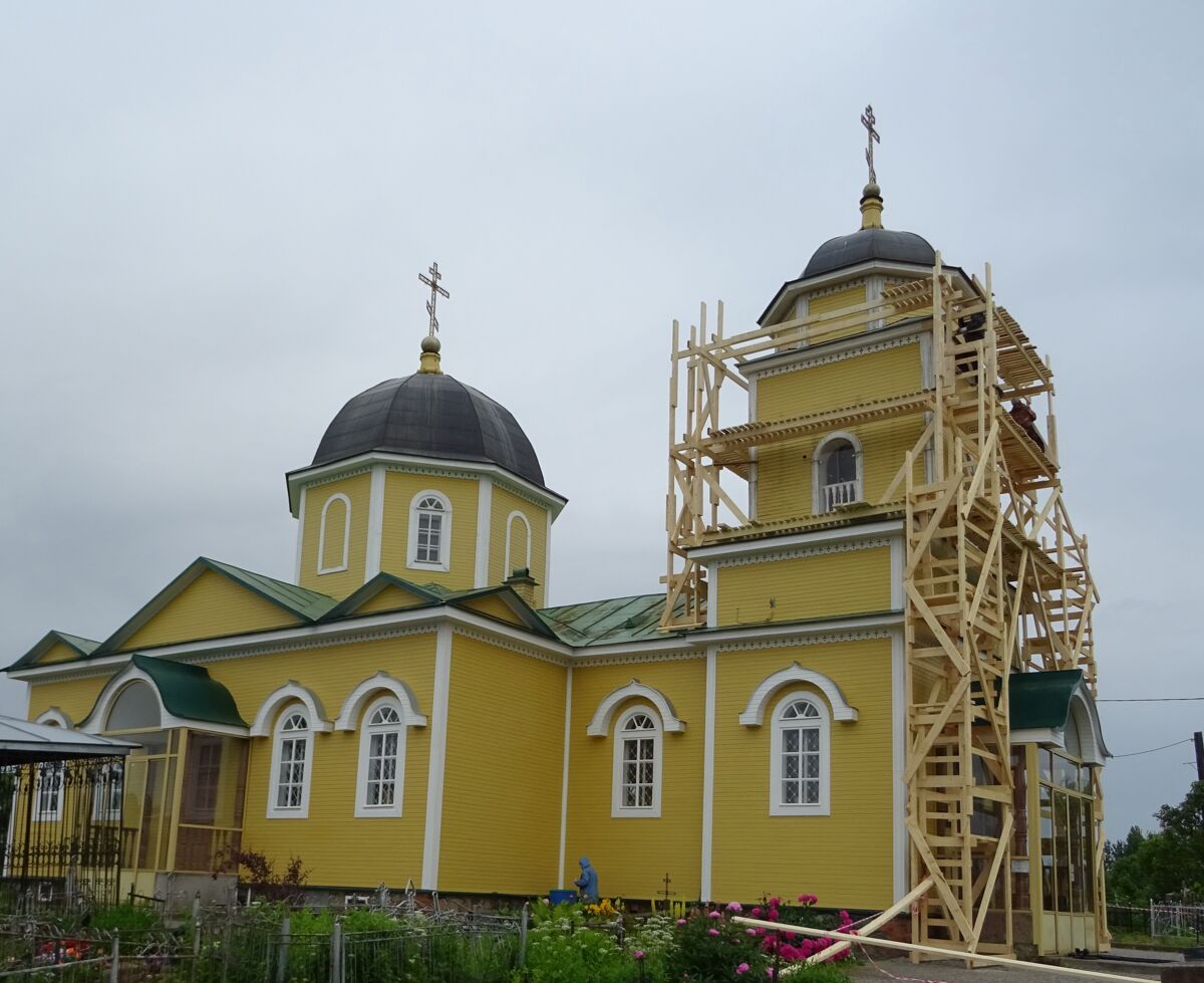 Церковь Успения Пресвятой Богородицы, Городец (Лужский район, Ленинградская область). фасады,  Церковь Успения Пресвятой Богородицы.