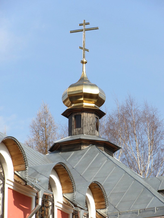 Церковь Георгия Победоносца, Семхоз (Сергиево-Посадский городской округ, Московская область). архитектурные детали, Завершение основного объема храма
