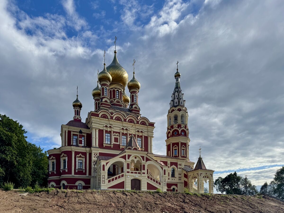 Церковь Тихвинской иконы Божией Матери, Высокое (Новодугинский район, Смоленская область). фасады, Вид с северо-востока