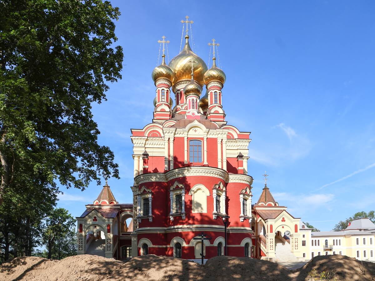 Церковь Тихвинской иконы Божией Матери, Высокое (Новодугинский район, Смоленская область). фасады
