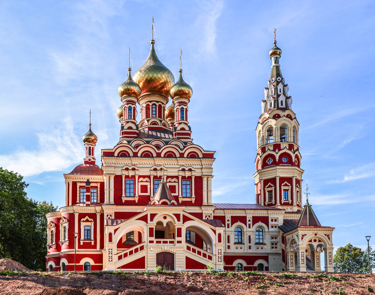 Церковь Тихвинской иконы Божией Матери, Высокое (Новодугинский район, Смоленская область). фасады