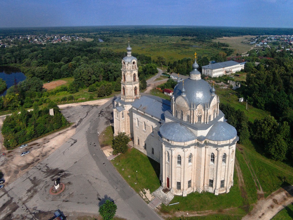 Троицкий собор гусь железный