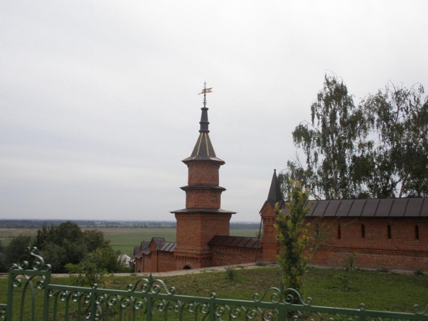 Иоанно-Богословский монастырь, Пощупово (Рыбновский район, Рязанская область). архитектурные детали, Юго-западная башня монастырской ограды