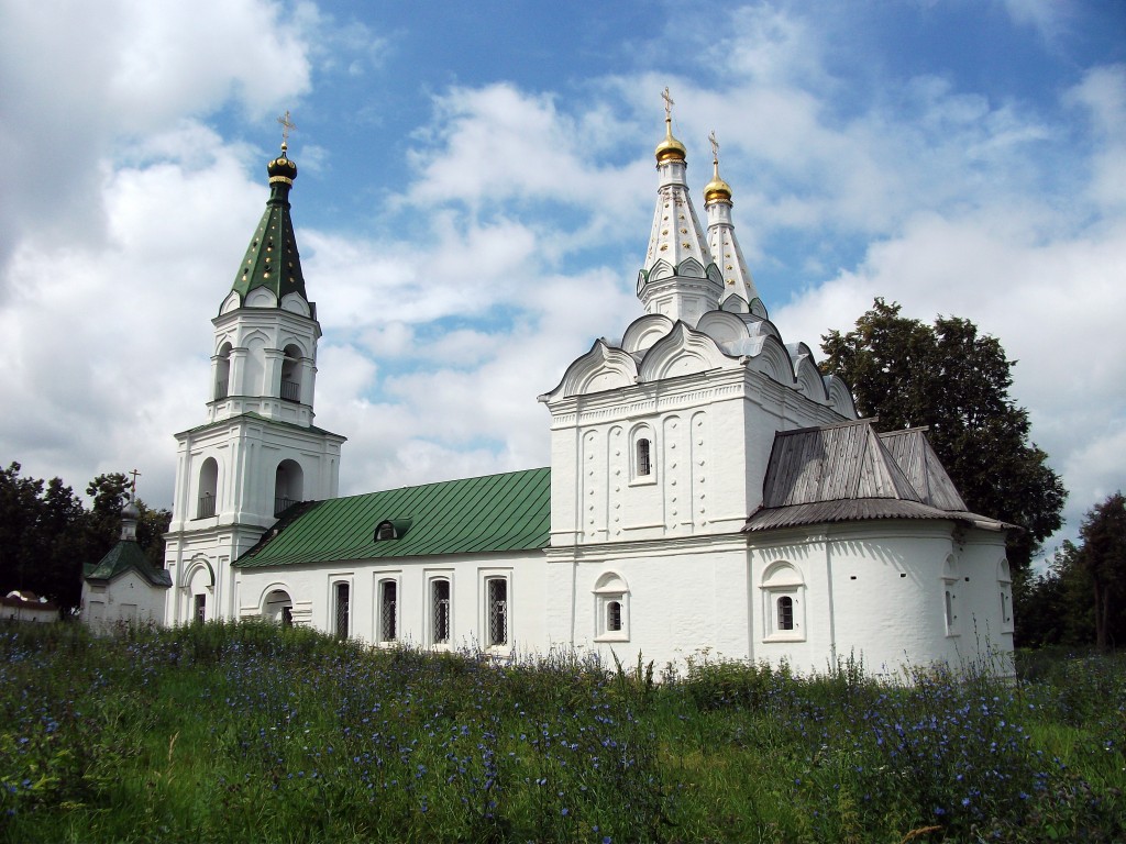 Рязань. Церковь Сошествия Святого Духа. фасады