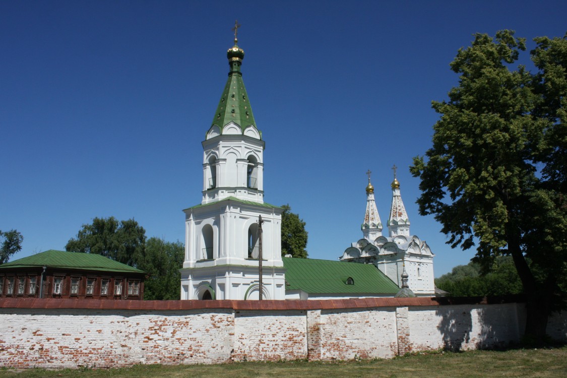 Рязань. Церковь Сошествия Святого Духа. фасады