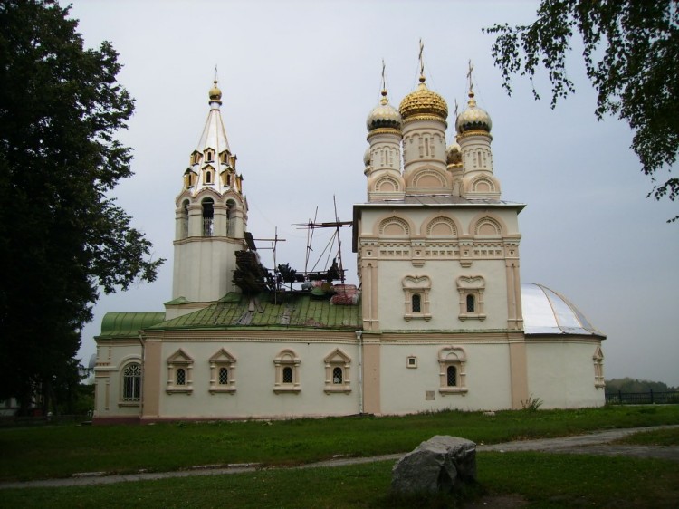 Рязань. Церковь Спаса Преображения на Яру. фасады