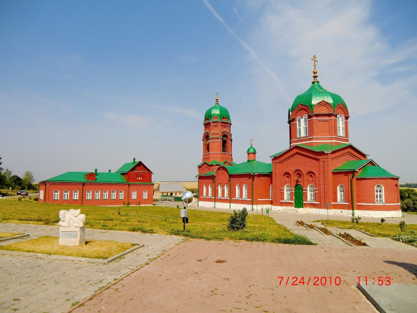 Монастырщино. Церковь Рождества Пресвятой Богородицы. фасады