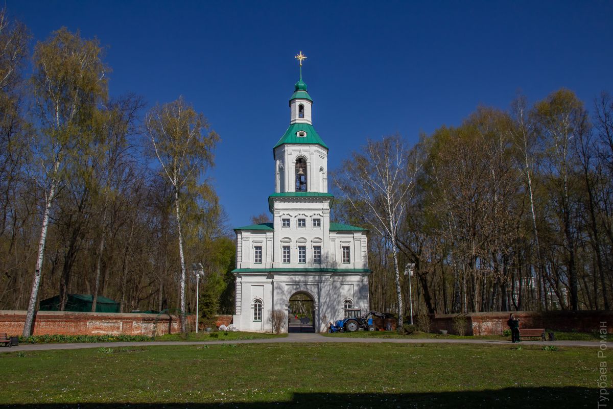 Церковь Казанской иконы Божией Матери, Богородицк (Богородицкий район, Тульская область). фасады, Колокольня с запада