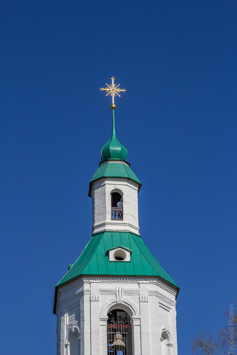 Церковь Казанской иконы Божией Матери, Богородицк (Богородицкий район, Тульская область). архитектурные детали, Завершение колокольни