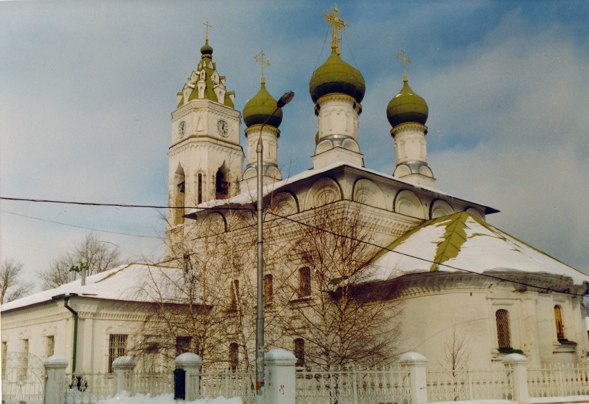 Тула. Церковь Благовещения Пресвятой Богородицы. фасады