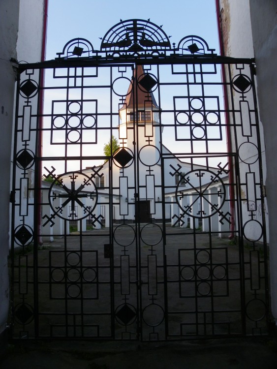 Церковь Иоанна Богослова, Сортавала (Сортавальский район, Республика Карелия). архитектурные детали, Ворота