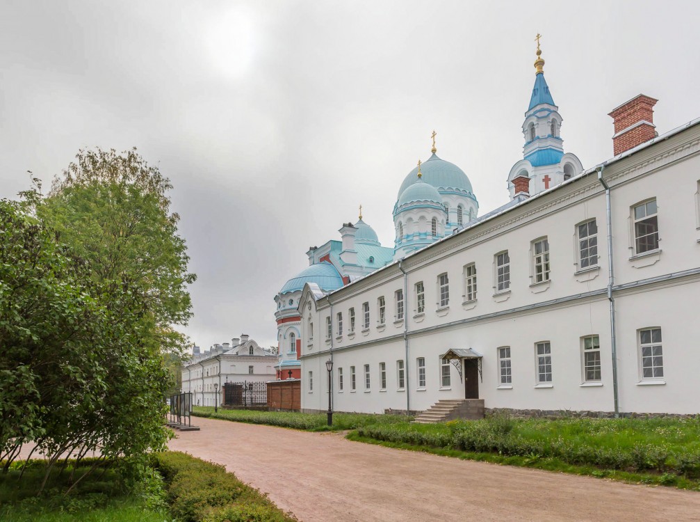 Валаамские острова. Спасо-Преображенский Валаамский монастырь. фасады, Восточные фасады