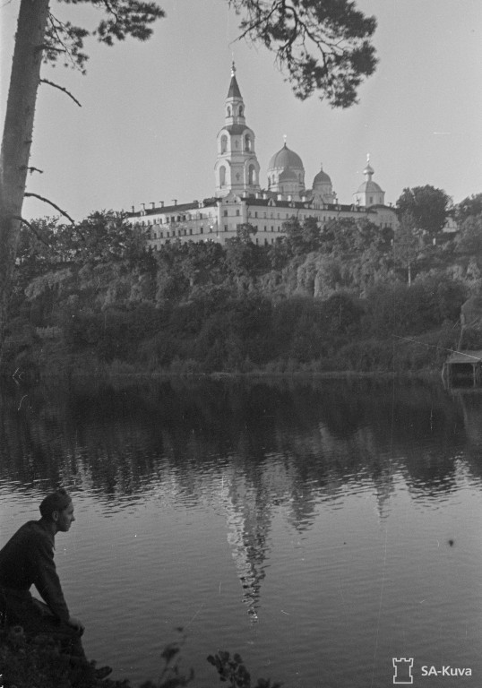 Валаамские острова. Спасо-Преображенский Валаамский монастырь. архивная фотография, Вид из Монастырской бухты. Фото 1944 г. Финский архив фотографий военного времени, http://sa-kuva.fi