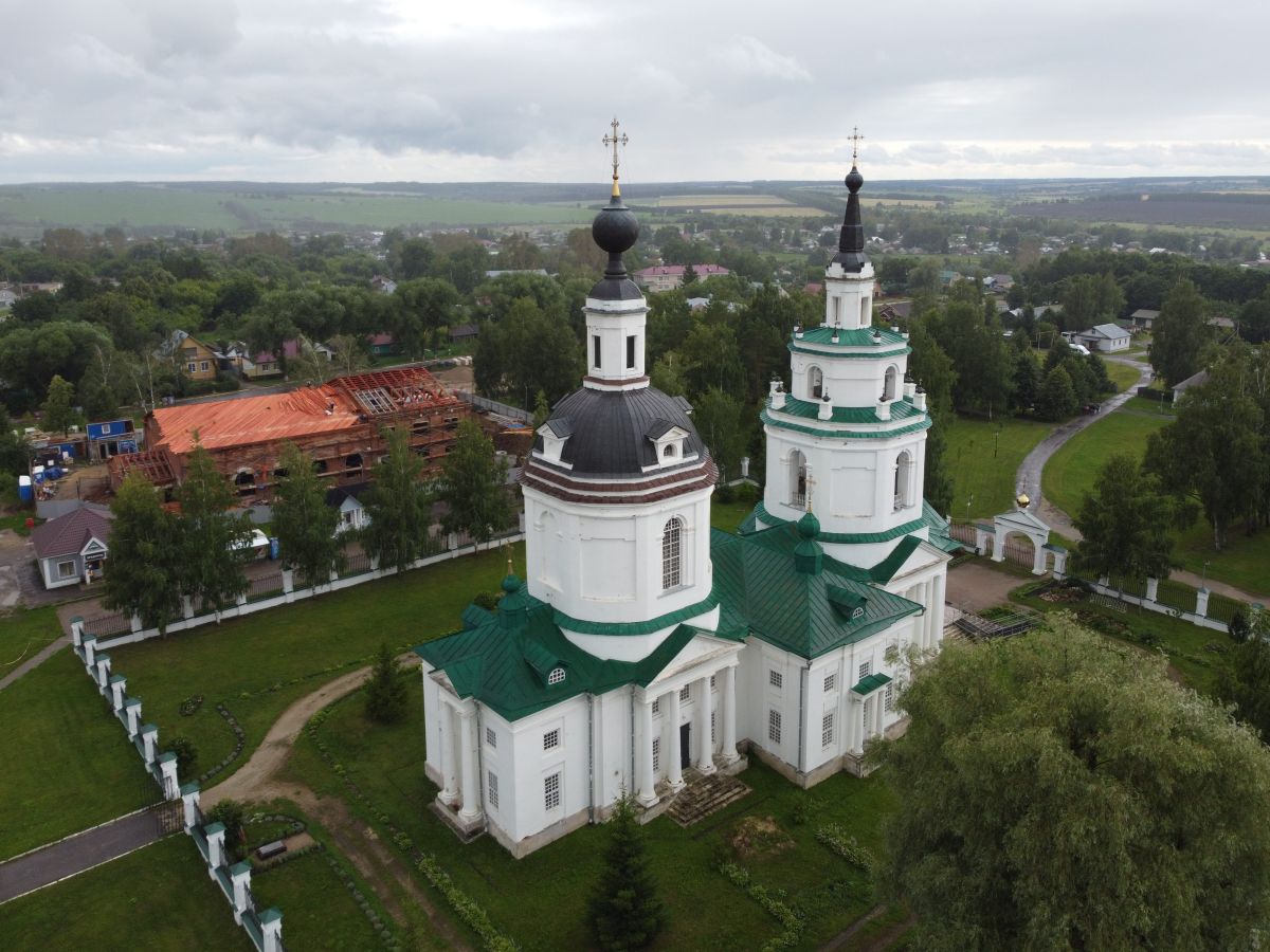 Церковь Успения Пресвятой Богородицы, Большое Болдино (Большеболдинский район, Нижегородская область). фасады