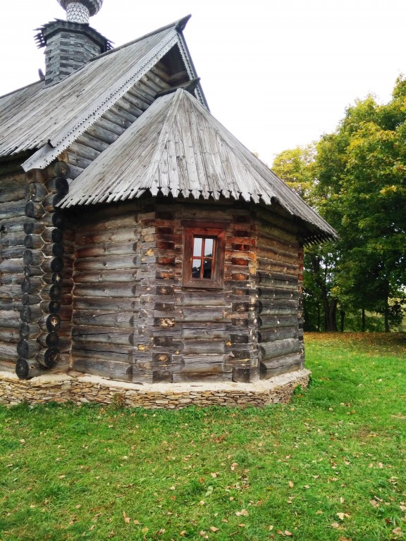 Часовня Михаила Архангела, Большое Болдино (Большеболдинский район, Нижегородская область). архитектурные детали, Апсида часовни
