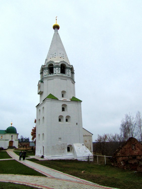 Успенская Флорищева мужская пустынь, Фролищи (Володарский район, Нижегородская область). фасады, колокольня, вид с северо-востока