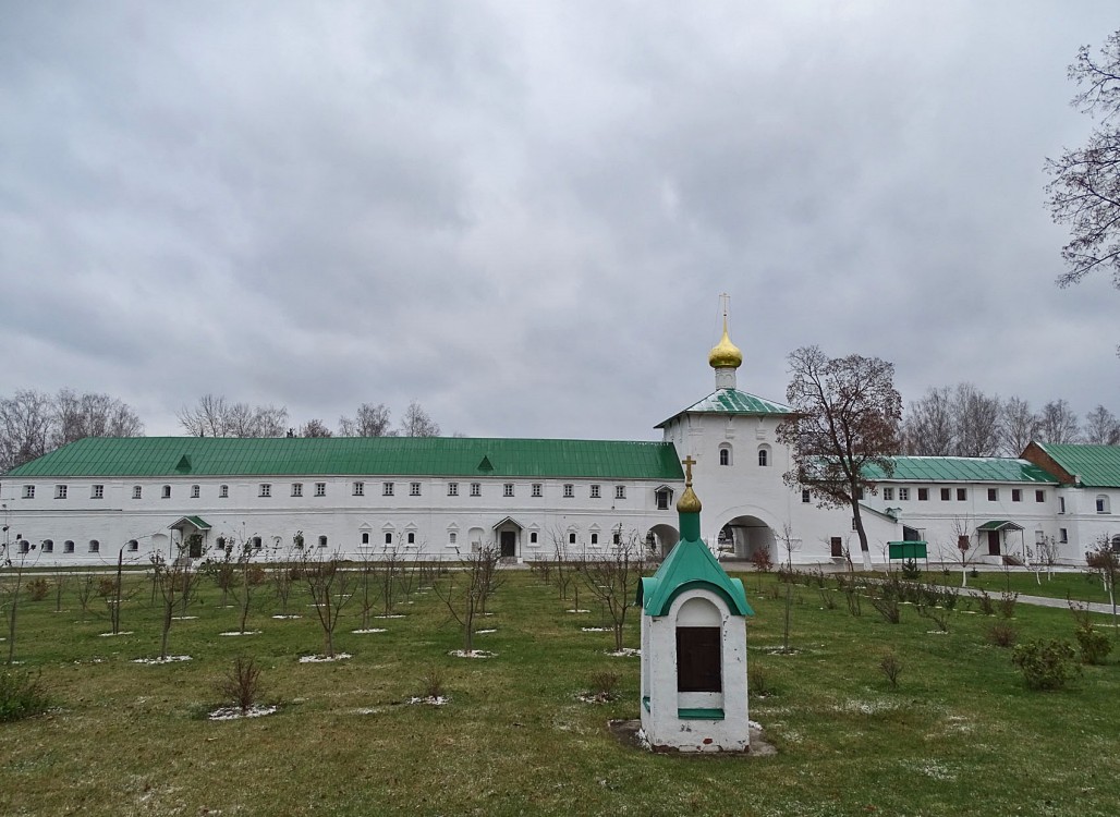 Успенская Флорищева мужская пустынь, Фролищи (Володарский район, Нижегородская область). архитектурные детали