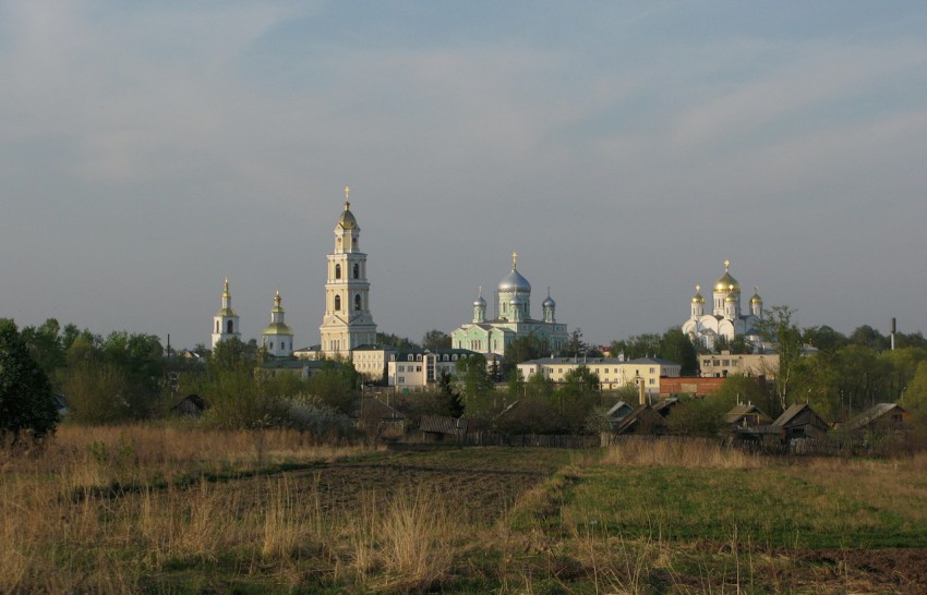 Дивеево. Серафимо-Дивеевский Троицкий монастырь. фасады