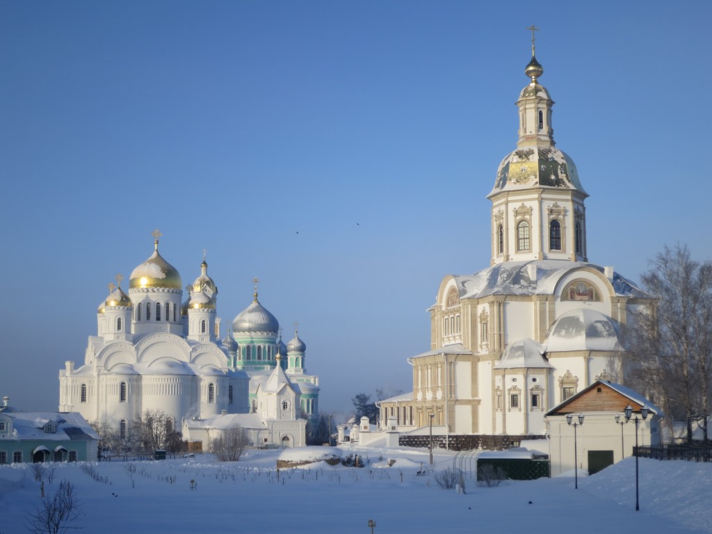 Дивеево. Серафимо-Дивеевский Троицкий монастырь. фасады