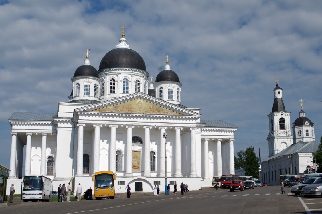 Арзамас. Кафедральный собор Воскресения Христова. фасады