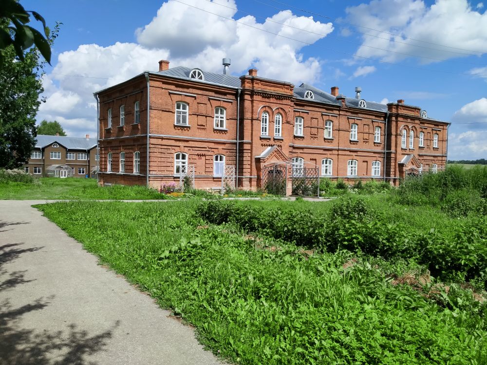Казанская Амвросиевская пустынь, Старое Шамордино (Козельский район, Калужская область). фасады, церковные мастерские