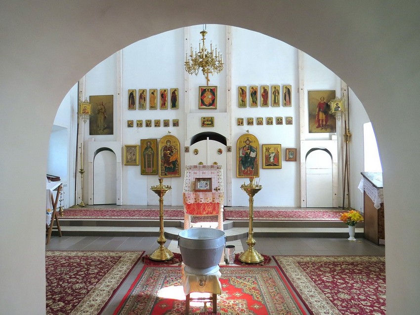 Церковь Воскресения Христова, Трубино (Жуковский район, Калужская область). интерьер и убранство