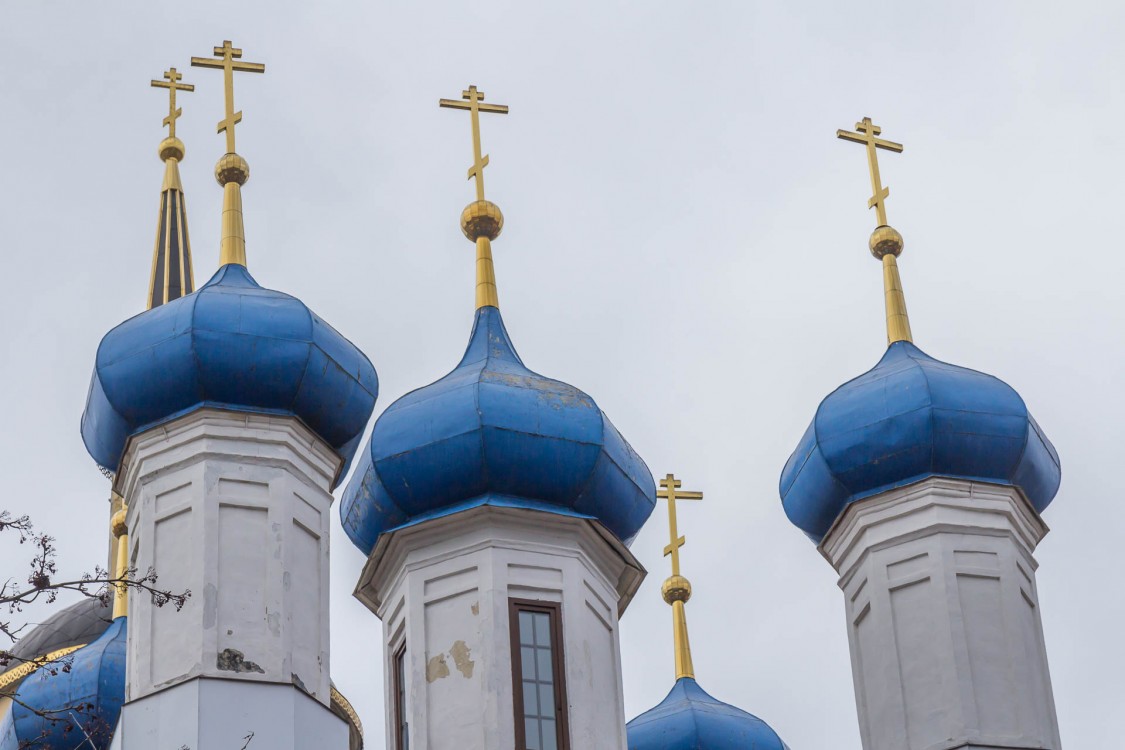 Боровск. Кафедральный собор Благовещения Пресвятой Богородицы. архитектурные детали, Завершения