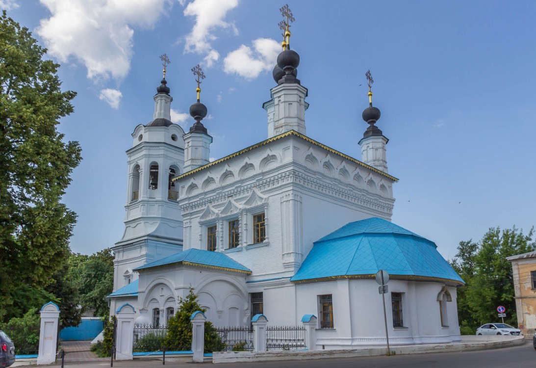 Калуга. Церковь Покрова Пресвятой Богородицы 