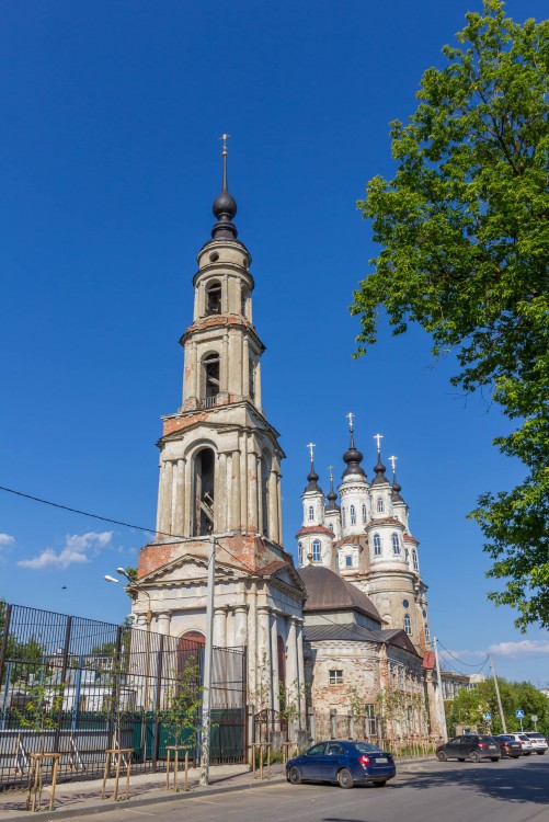 Церковь Космы и Дамиана, Калуга (Калуга, город, Калужская область). фасады, Вид с запада