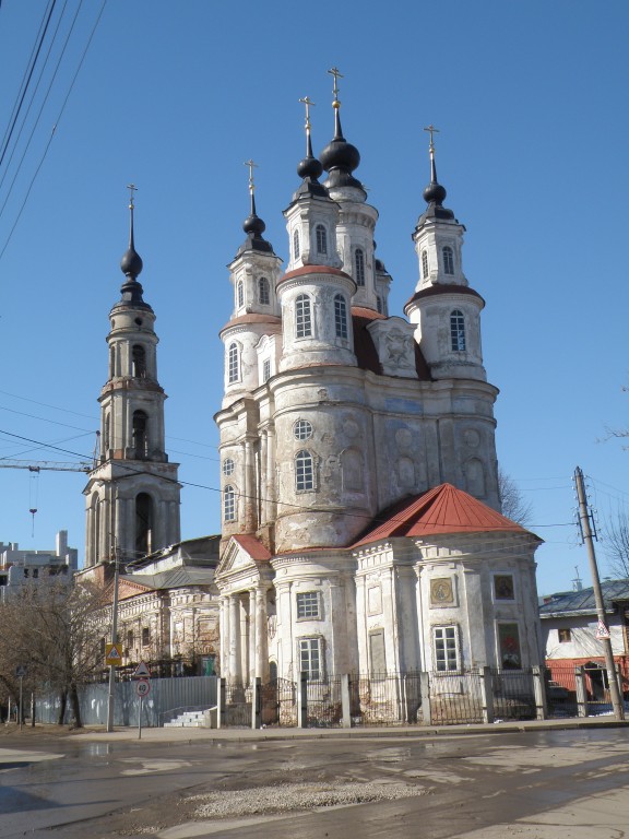 Калуга. Церковь Космы и Дамиана. фасады