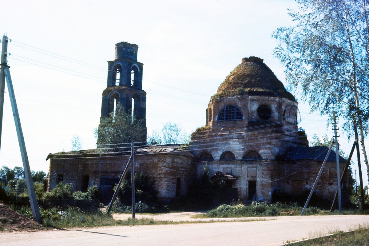 фасады. Церковь Покрова Пресвятой Богородицы, Недельное (Малоярославецкий район, Калужская область)