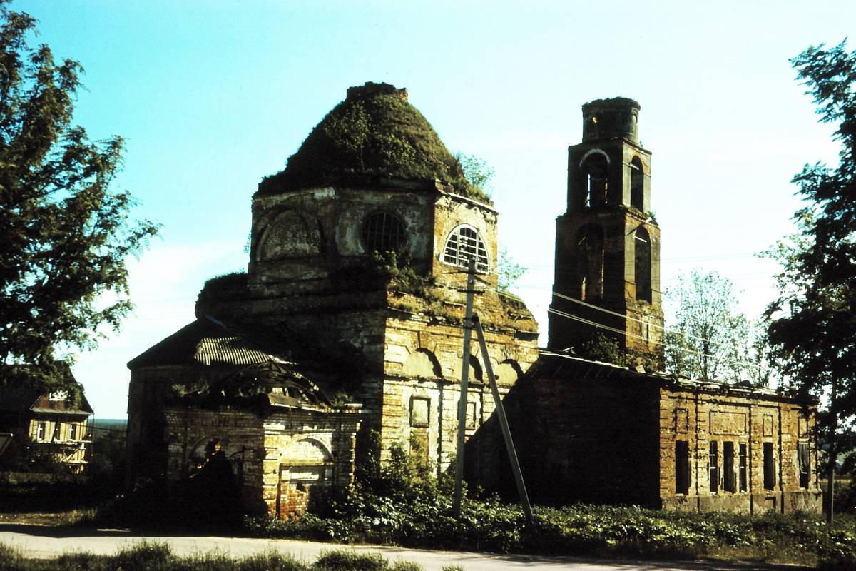 фасады. Церковь Покрова Пресвятой Богородицы, Недельное (Малоярославецкий район, Калужская область)