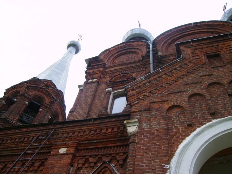Церковь Тихвинской иконы Божией Матери, Козлово (Калуга, город, Калужская область). архитектурные детали
