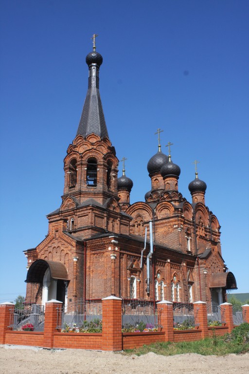 Козлово. Церковь Тихвинской иконы Божией Матери. фасады