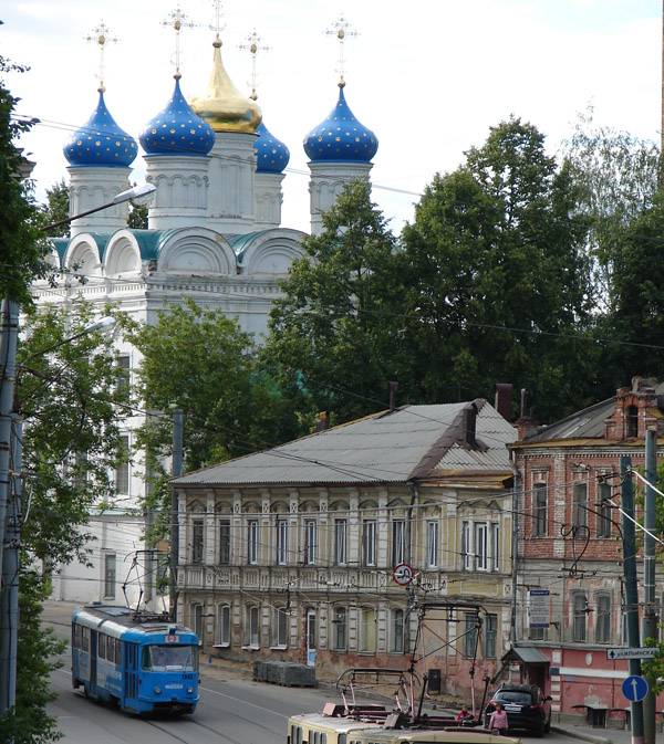 Церковь Жён-мироносиц на Верхнем посаде, Нижегородский район (Нижний Новгород, город, Нижегородская область). общий вид в ландшафте